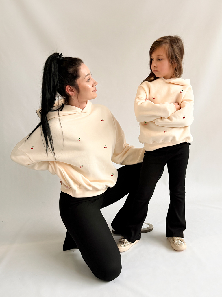 Komplet bluz dla mamy i dziecka wisienki