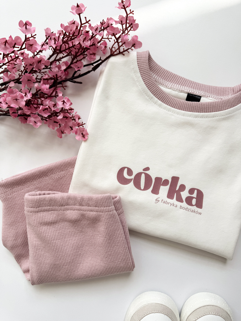 Komplet dziecięcy z nadrukiem córka (koszulka + kolarki brudny róż)