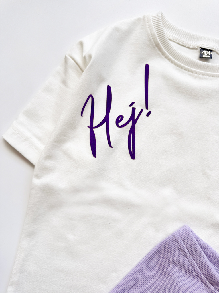 Koszulka dziecięca ecru z nadrukiem Hej!