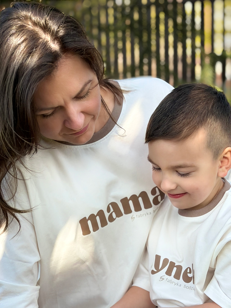 Komplet damski z nadrukiem mama (koszulka + kolarki kawowe)
