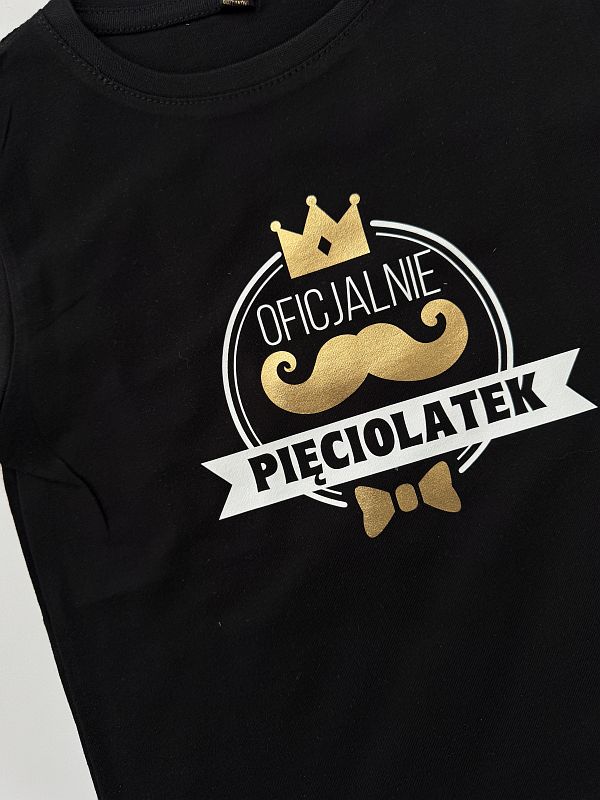 Koszulka czarna z krótkim rękawem oficjalnie pięciolatek rozmiar 128