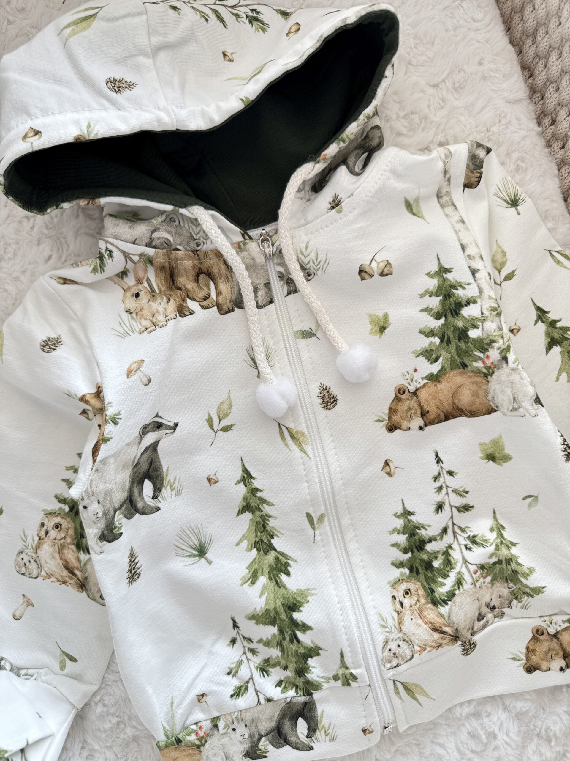 Bluza zwierzątka w lesie rozmiar 80