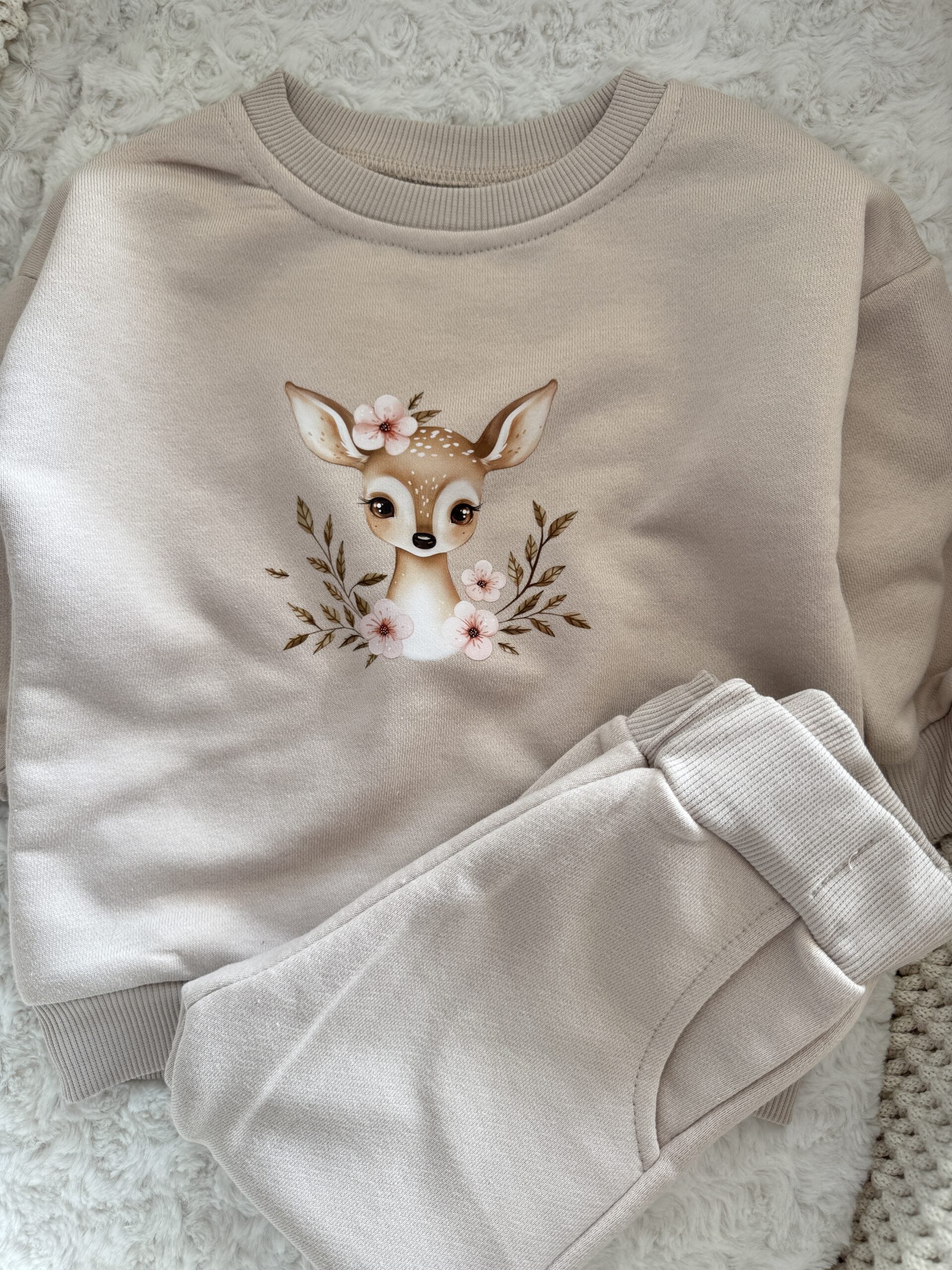 Komplet beżowy bluza + spodnie dresowe sarenka rozmiar 86