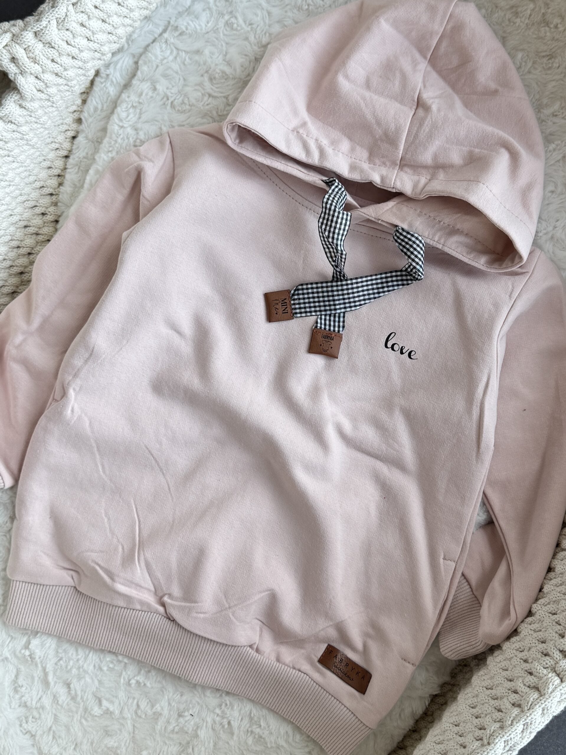 Bluza z kapturem różowa love rozmiar 92
