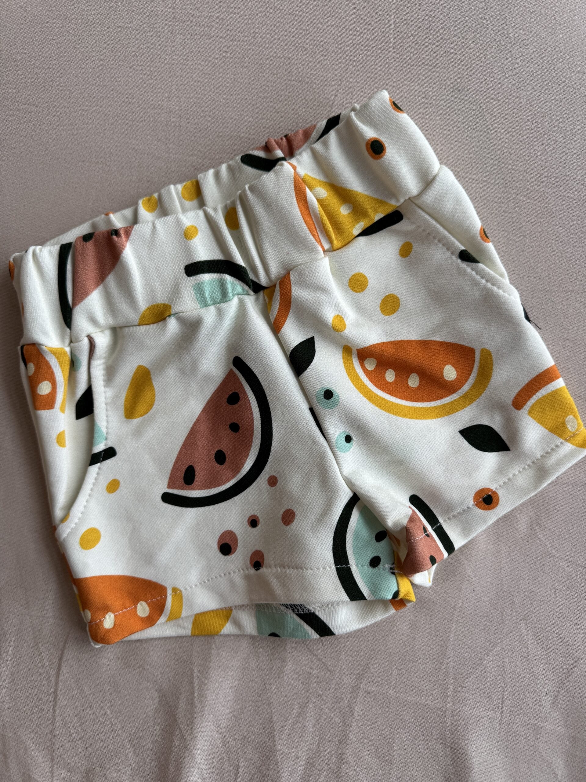 Spodenki print rozmiar 74