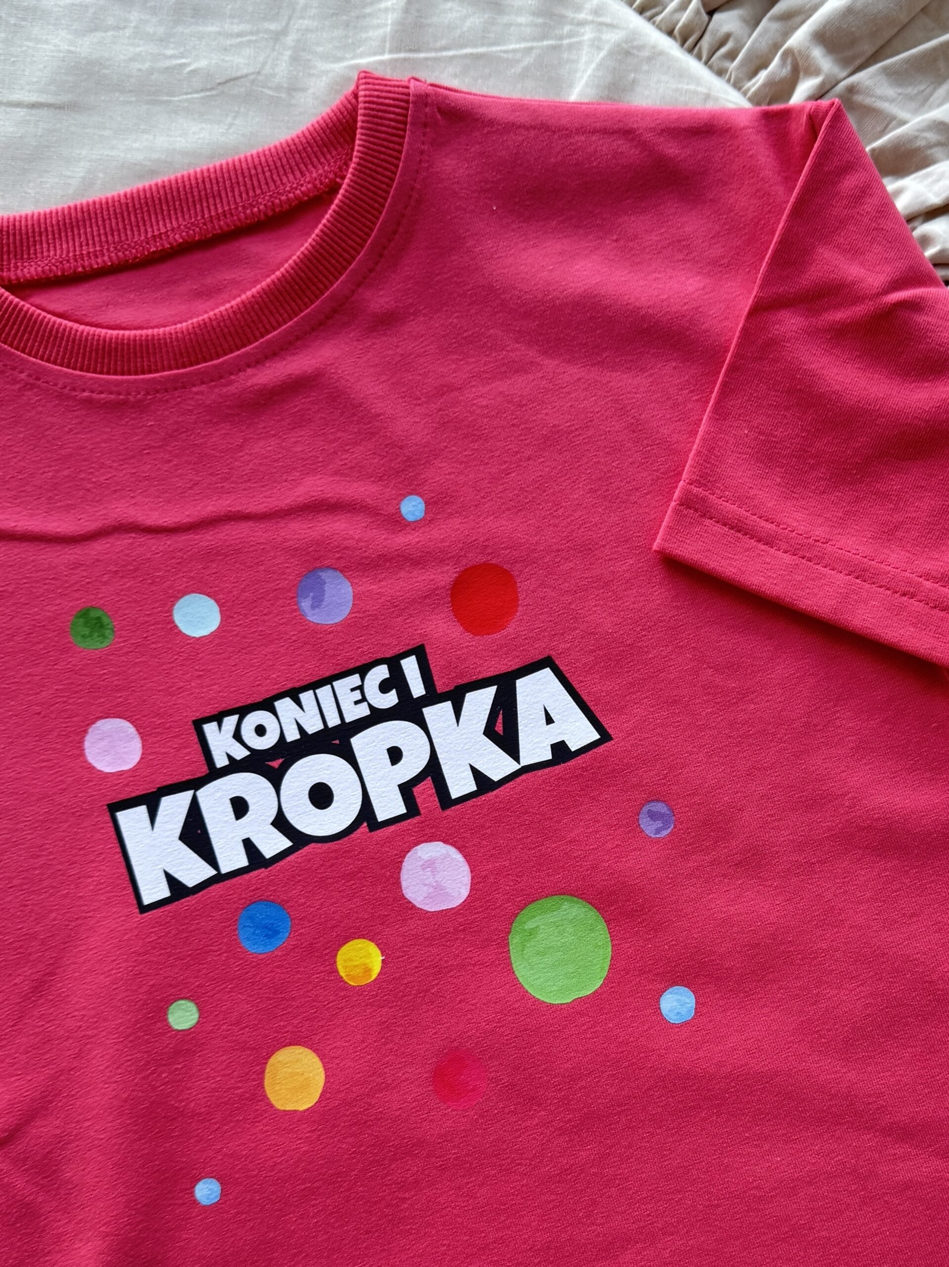 Koszulka koralowa z krótkim rękawem koniec i kropka rozmiar 98