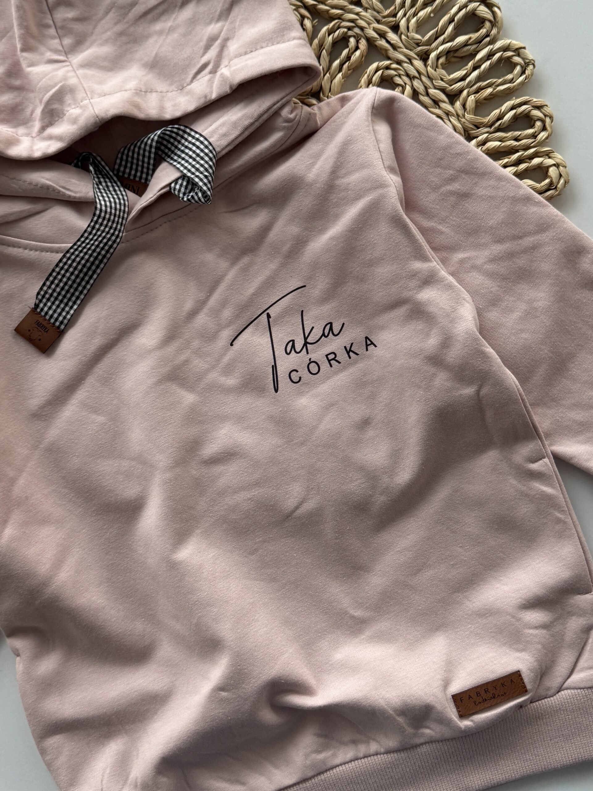 Bluza różowa z kapturem taka córka rozmiar 104